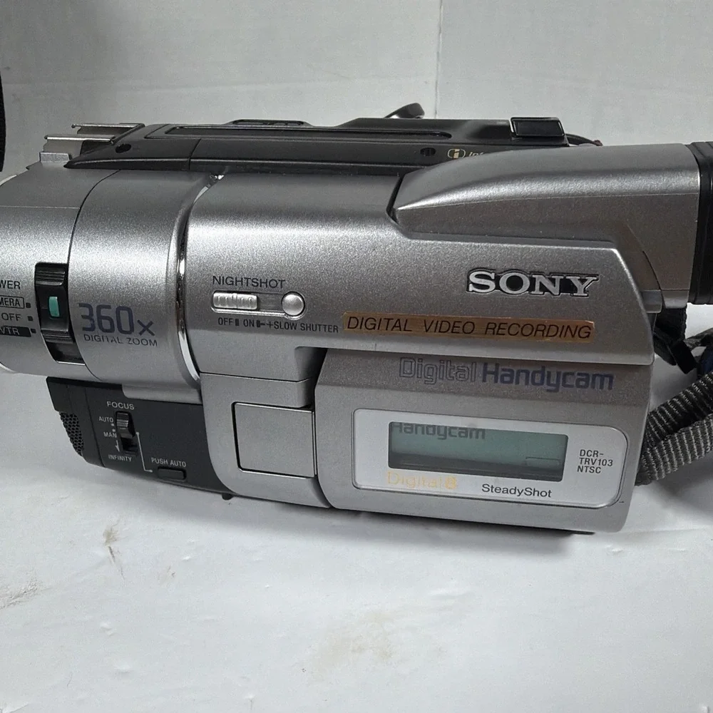 Sony Handycam DCR-TRV103 Digital8 Hi8 Camcorder w/Power Adapter,Battery & Extras